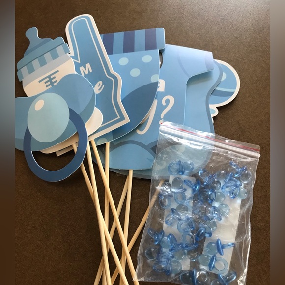 Boy baby shower items.Stick props, It’s a Boy sash, pacifier confetti & balloons - Picture 4 of 8